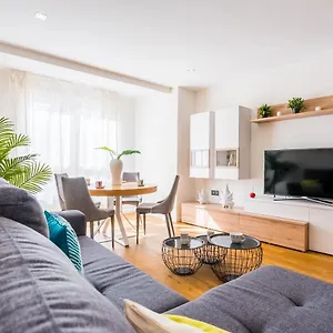 Expoholidays-rueda Lopez Apartamento De Lujo Almería